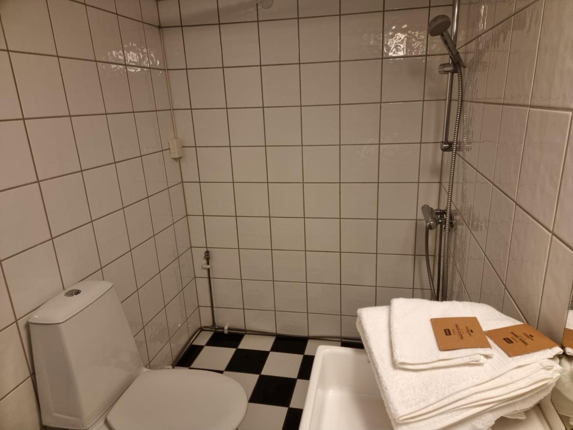 Kjellerleilighet Egen Inngang. Stange 外观 照片